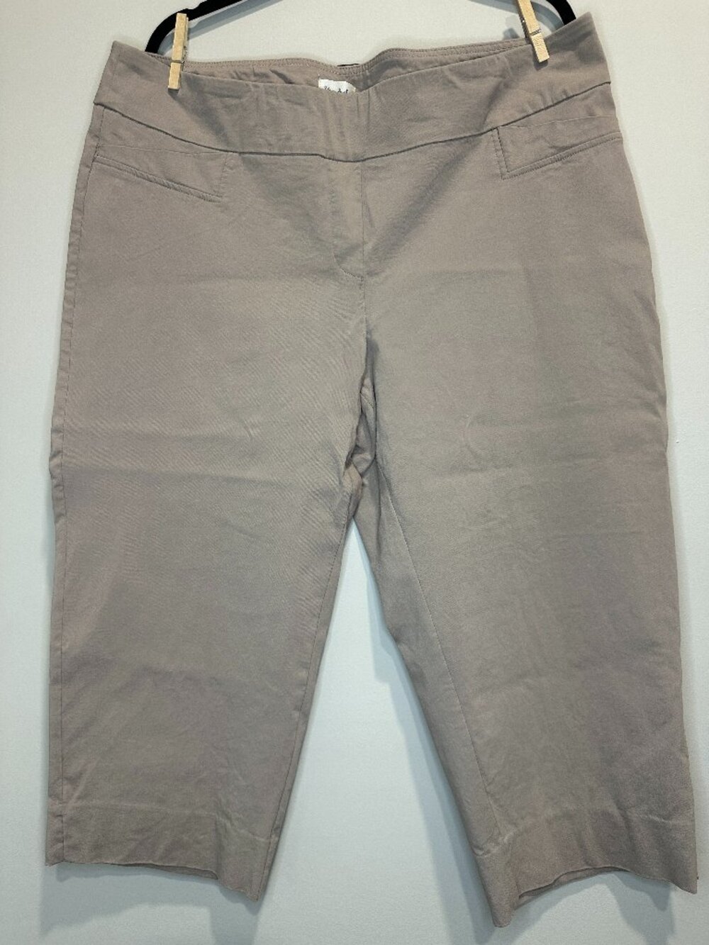 Pull on crop pants